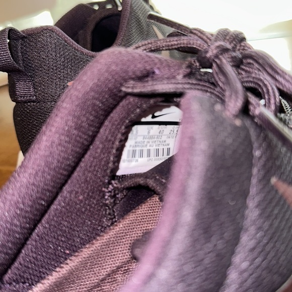 Women’s Nike Roshe - Picture 4 of 4